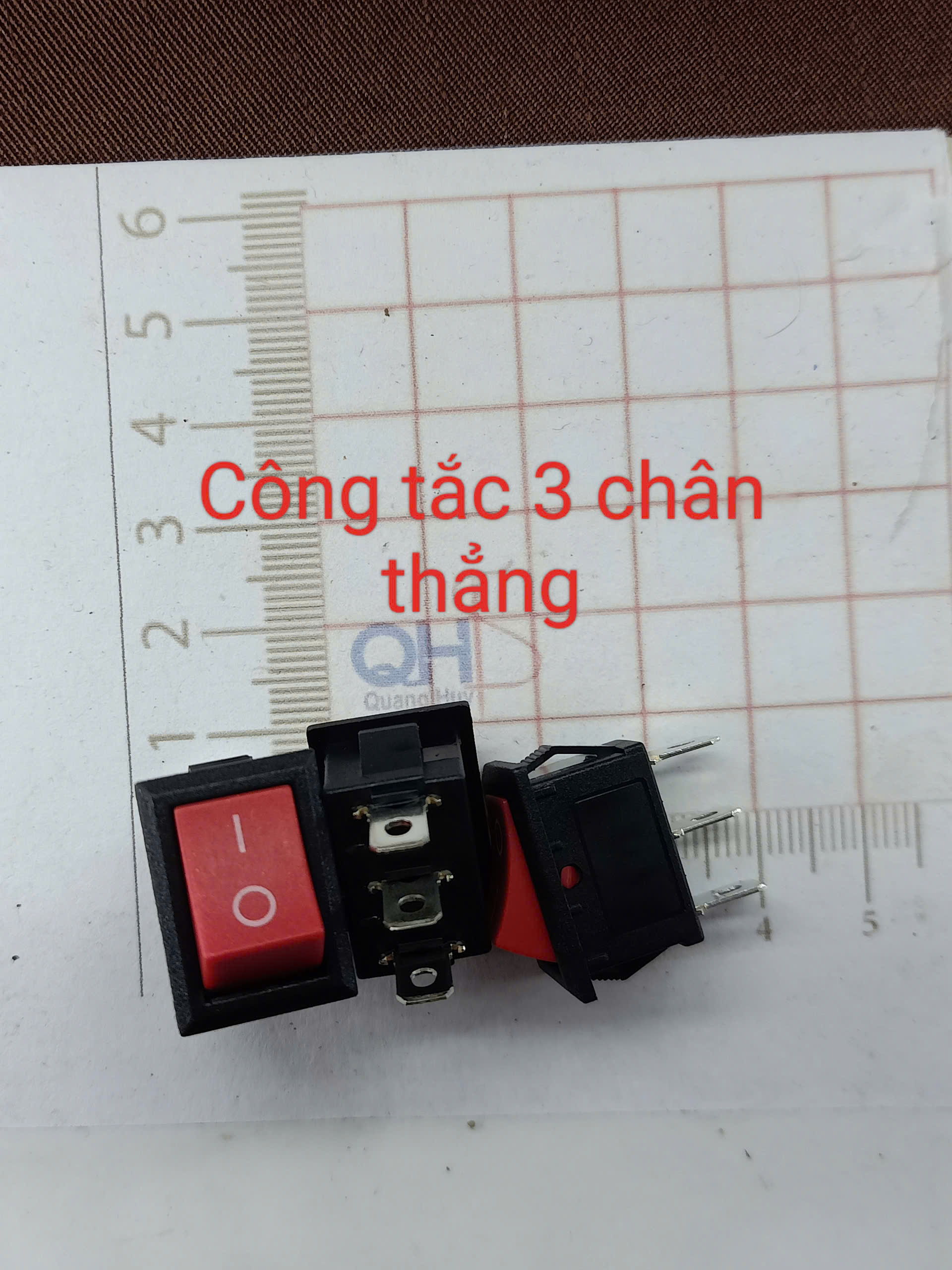 gen-h-CT 3 chân thẳng