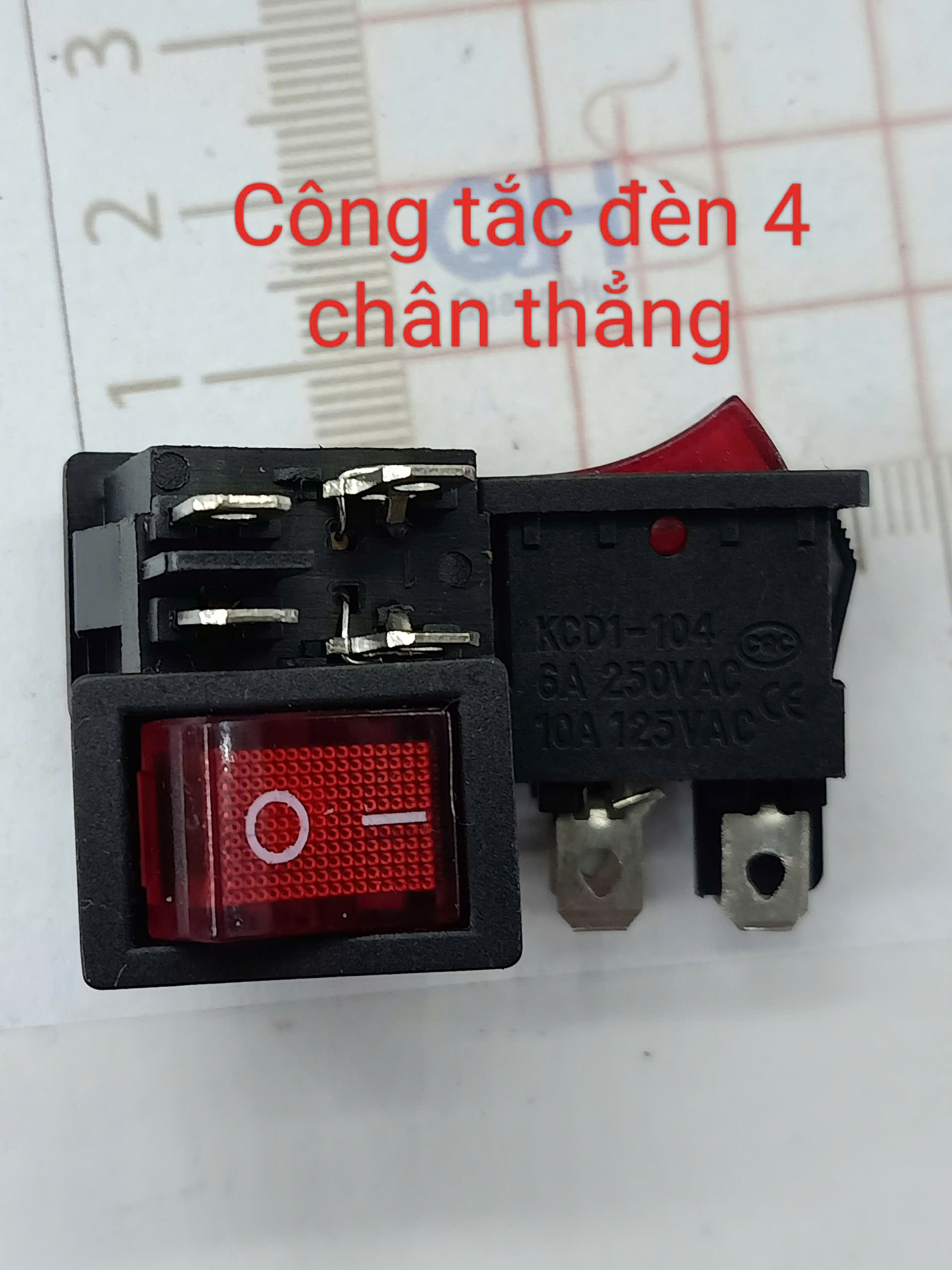 gen-h-CT đèn 4 chân thẳng