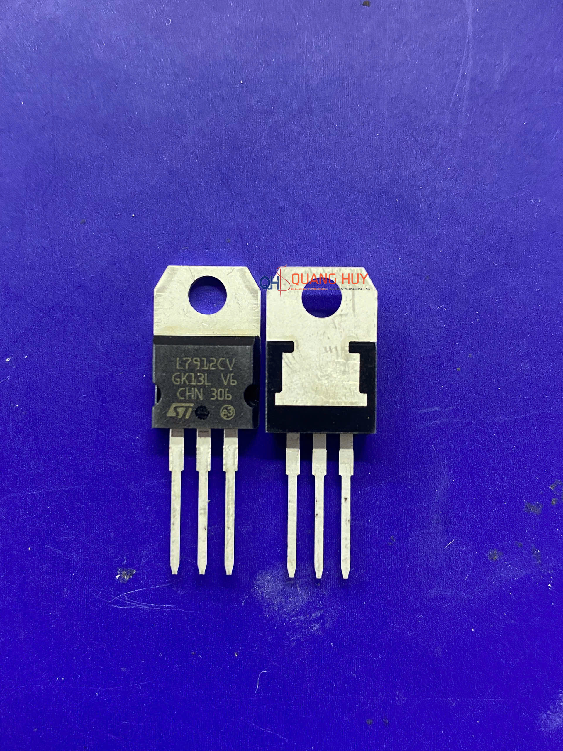 L7912