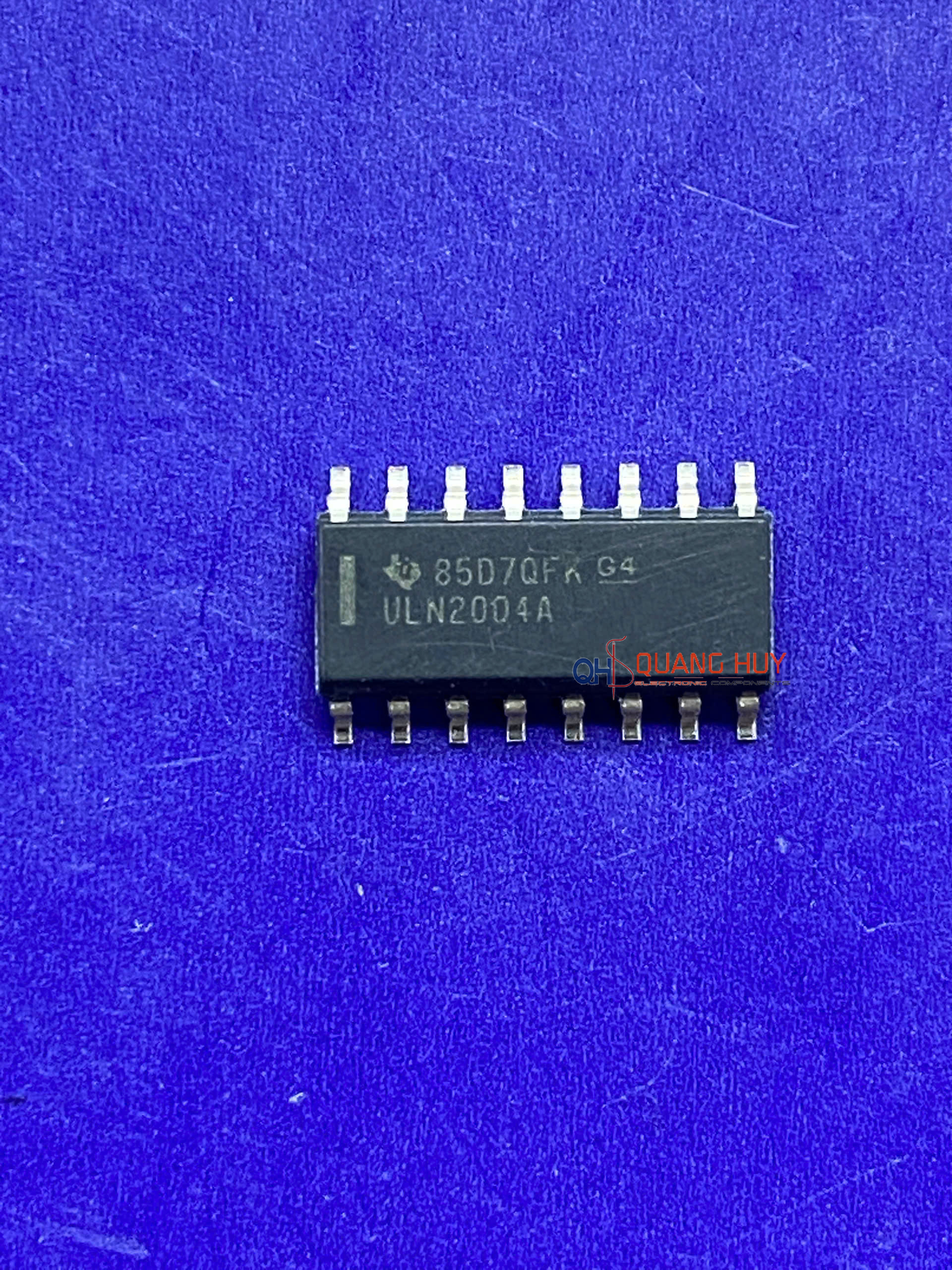 ULN2004A