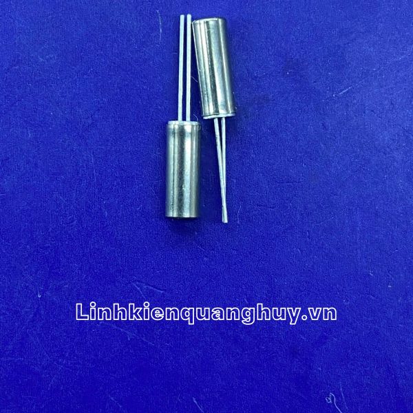 Thạch anh ống 11.0592M dip2 -3*8mm