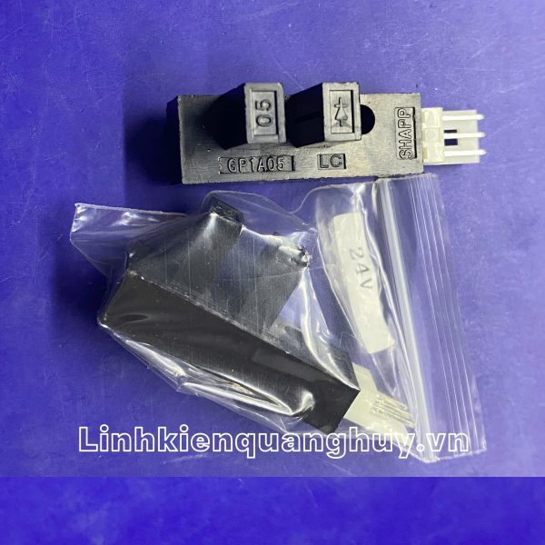 Sensor Jack trục X & Cắt chỉ SHAPP GP1A05 điện áp 24V