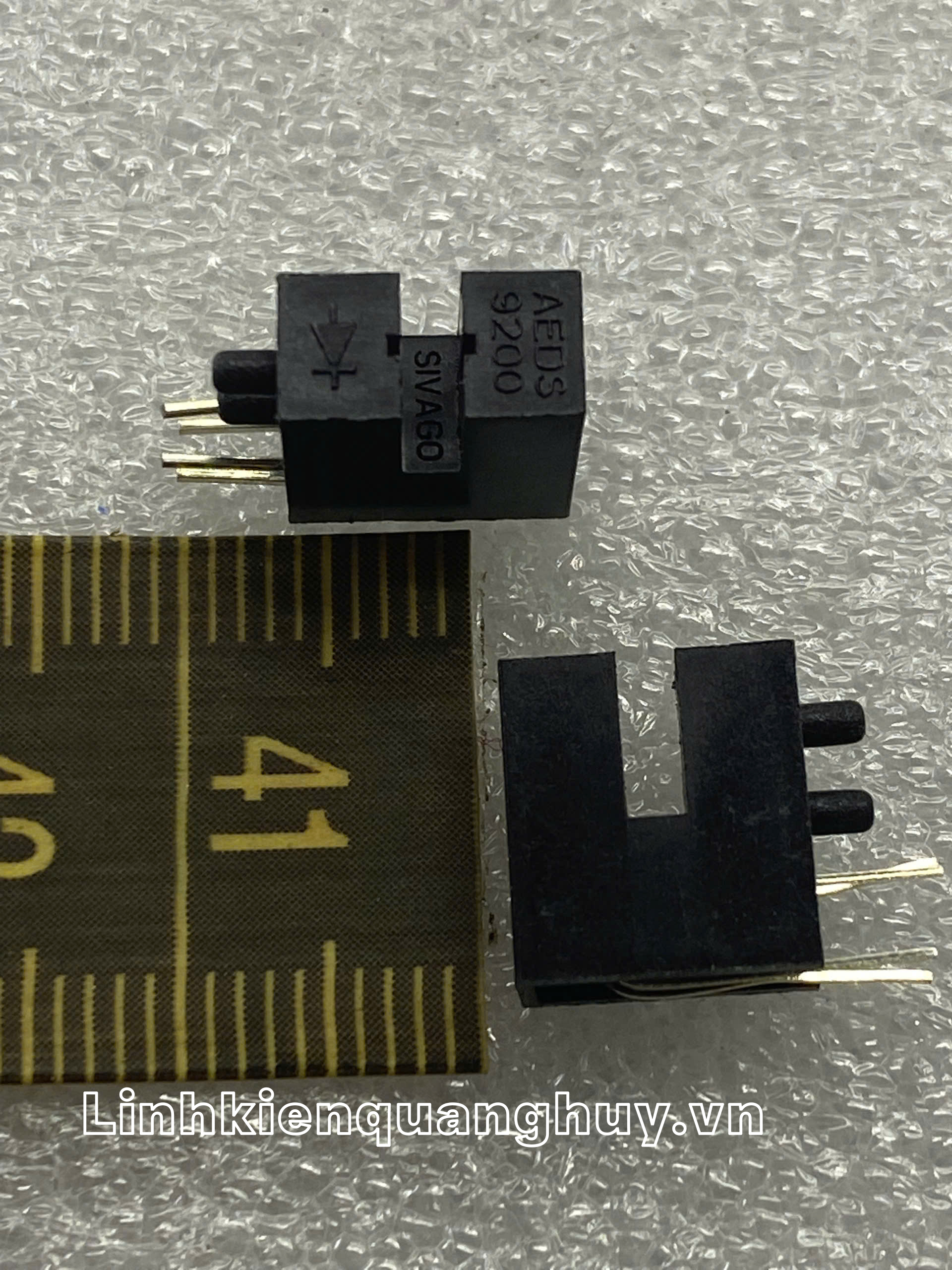 cảm biến hồng ngoại EL1S520