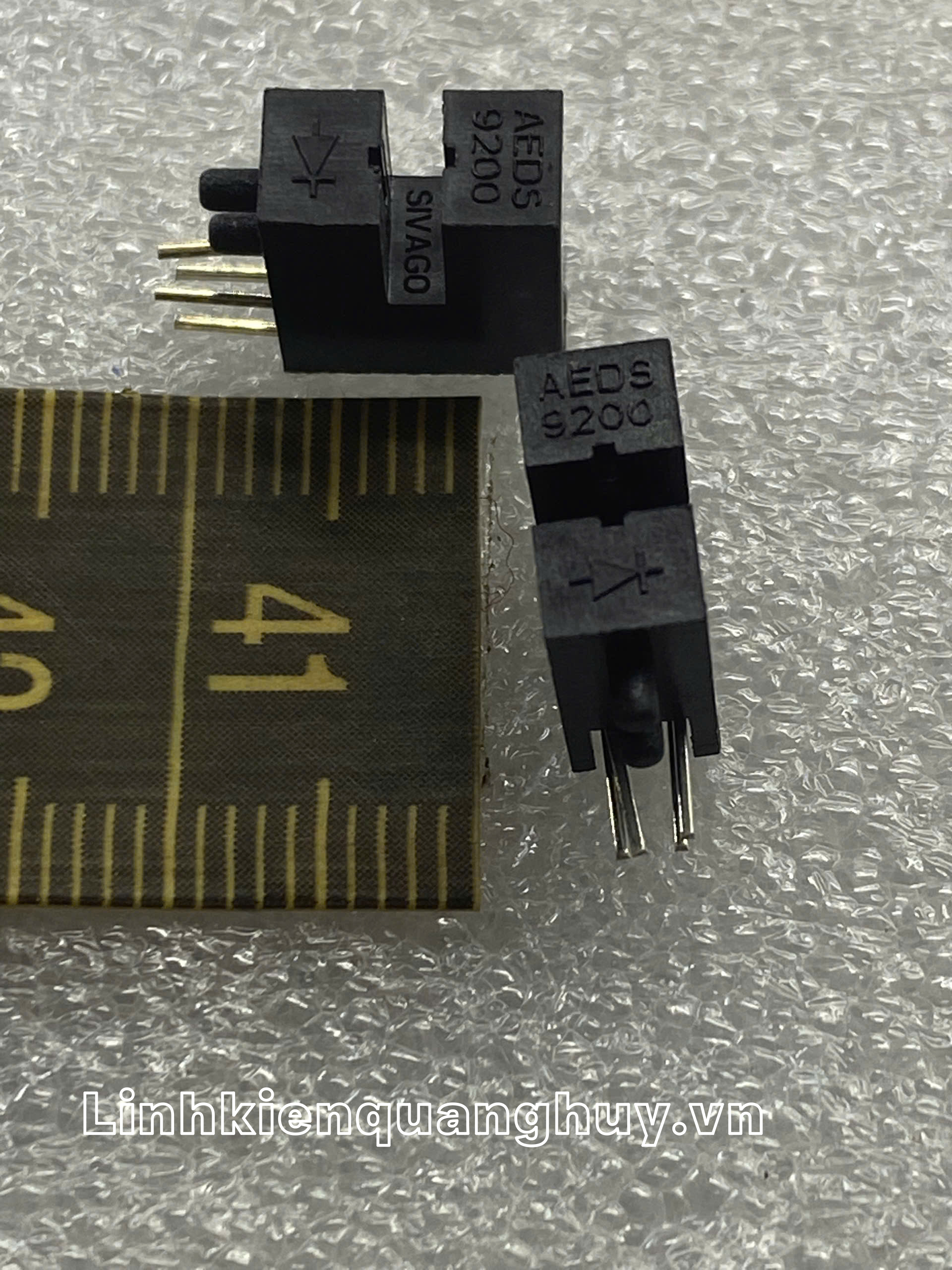 cảm biến hồng ngoại SIT205F