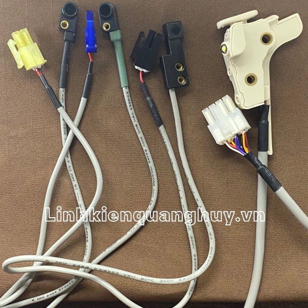 Bộ sen sơ máy vắt sổ Hiakari HX8V