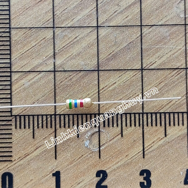 Điện trở vạch 1/4W 5K6 5% (50c)