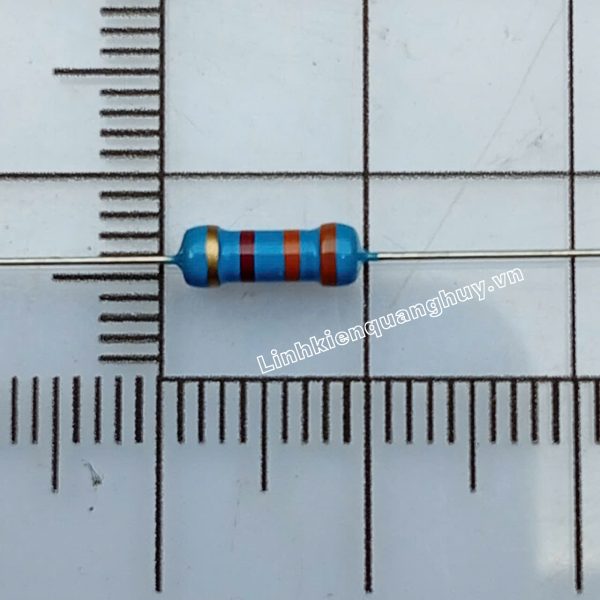 Điện trở vạch 1/2W 3K3 5% (10c)