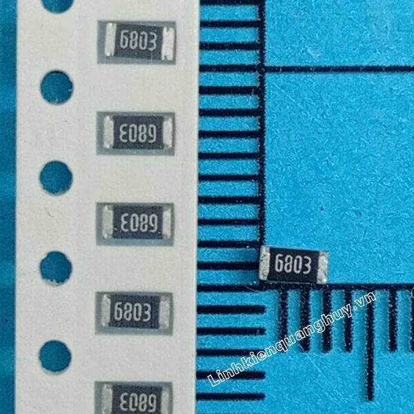 Điện trở dán 1206 680K 1% (50c)
