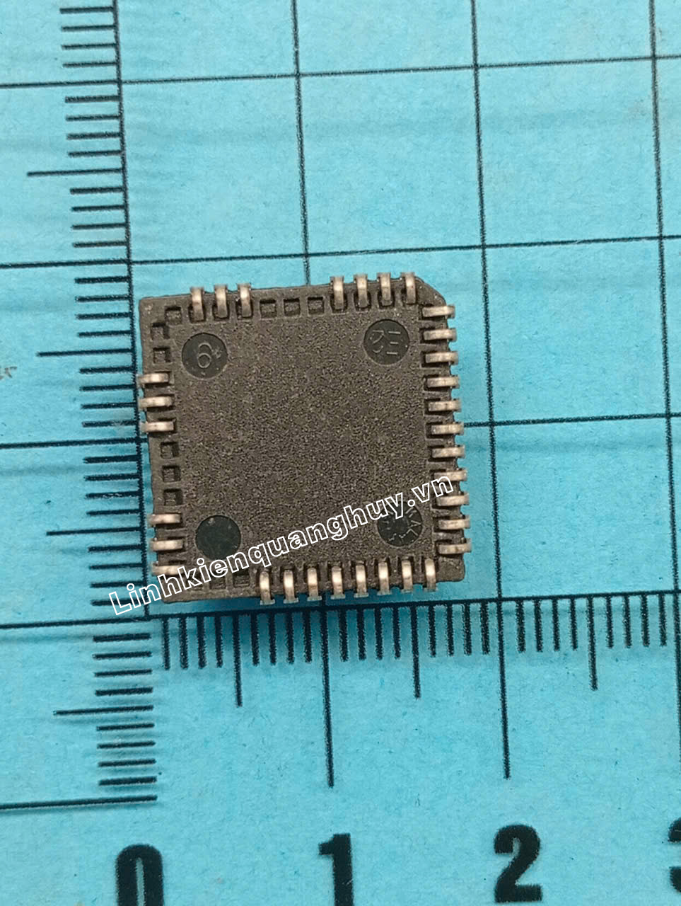 IR2233J