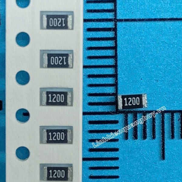 Điện trở dán 120R 1206 1% (50c)