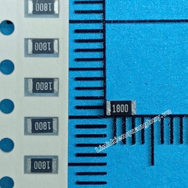 Điện trở dán 180R 1206 1% (50c)