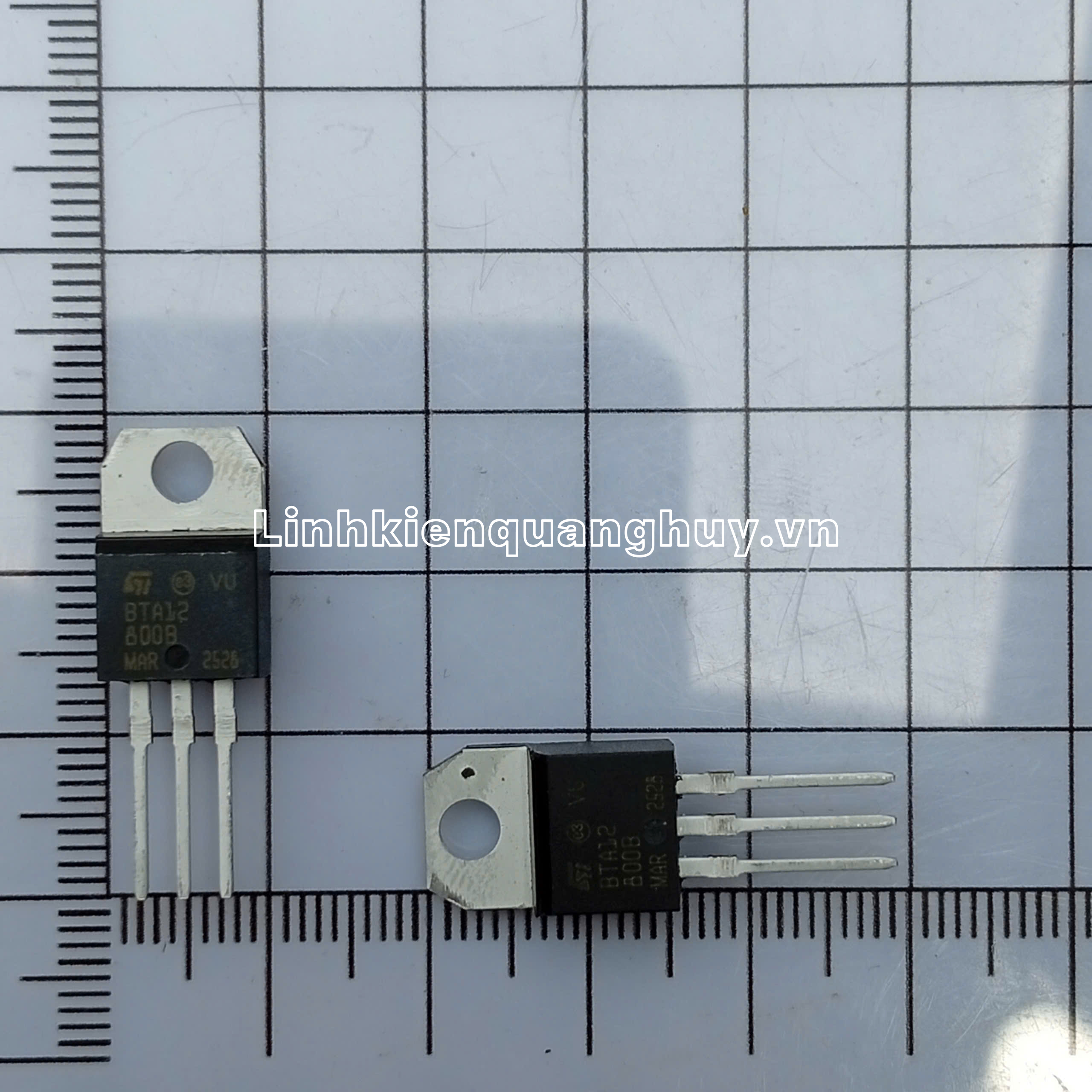 BTA12-800B