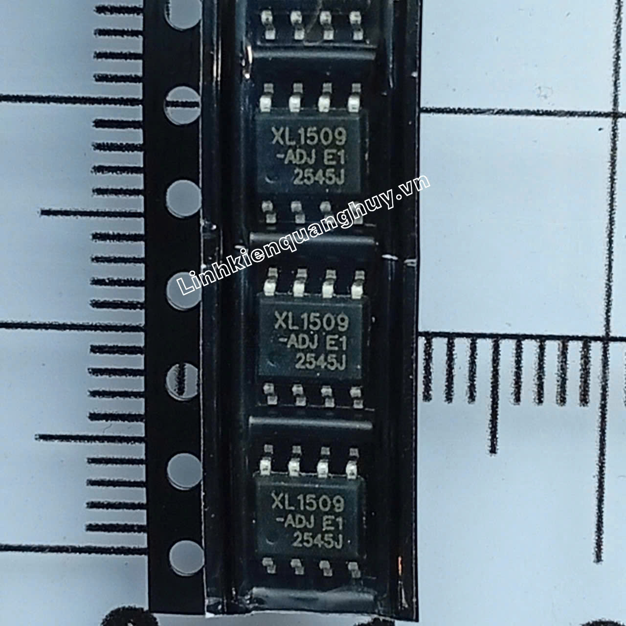 z8001910259028_28bcb60d81f2b42b4e138626e19dce1b