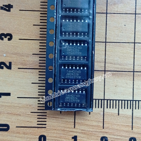 74HC74D SOP-14 3.9mm